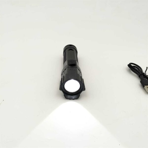 LAMP TRICK LED NOIR PLAST HOUSSE TOOLS   127952-8 – Image 2